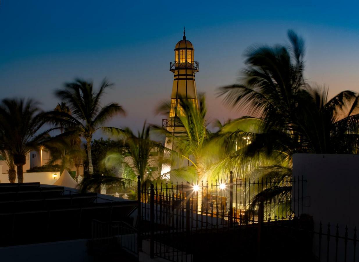 Rooms & Suites The Lighthouse Tias Exterior photo